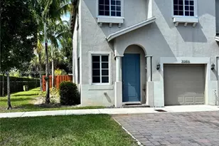 20816 NW 13th Ct, Miami Gardens, FL 33169 - Photo 2