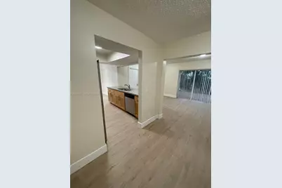 4986 SW 7th St, Margate, FL 33068 - Photo 2