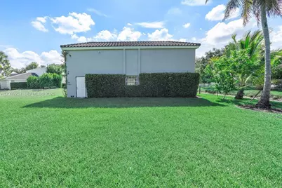 12060 NW 10th St, Plantation, FL 33323 - Photo 74