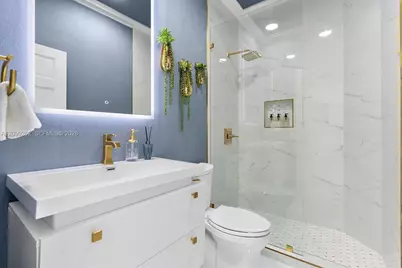 12060 NW 10th St, Plantation, FL 33323 - Photo 44