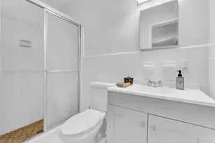 4005 Johnson St, Hollywood, FL 33021 - Photo 12
