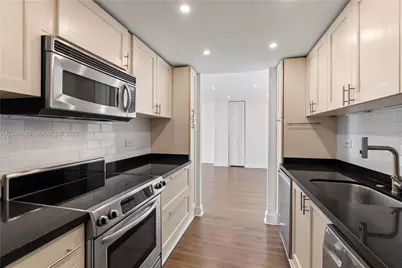 2451 Brickell Ave #PHL, Miami, FL 33129 - Photo 8