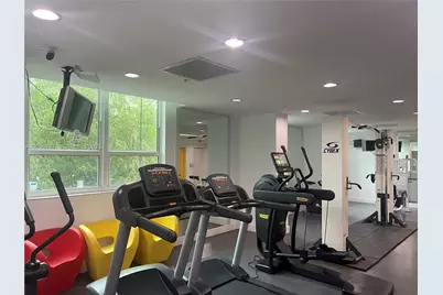 234 NE 3rd St #2202, Miami, FL 33132 - Photo 32