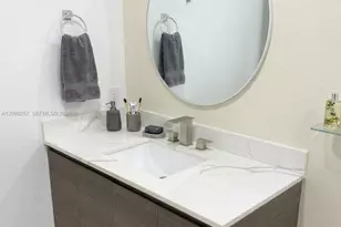 234 NE 3rd St, Miami, FL 33132 - Photo 10