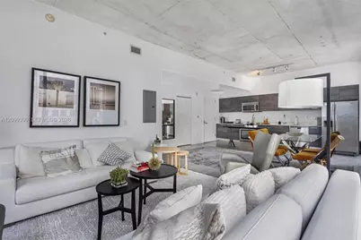 151 SE 1st St #2102, Miami, FL 33131 - Photo 4