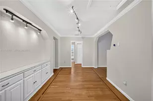 717 NE 73rd St, Miami, FL 33138 - Photo 14