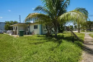 137 NE 1st Ct, Dania Beach, FL 33004 - Photo 22