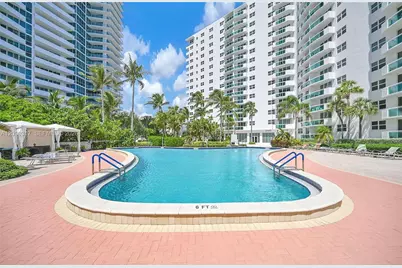 3001 Ocean #403, Hollywood, FL 33019 - Photo 14