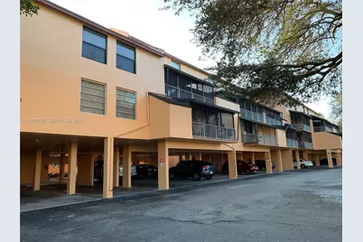 400 Commodore Dr #211, Plantation, FL 33325 - Photo 1