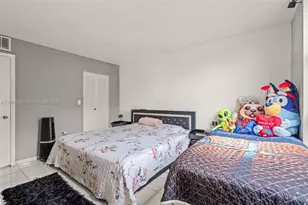 11800 SW 18th St, Miami, FL 33175 - Photo 8