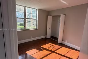 9235 Lagoon Pl, Davie, FL 33324 - Photo 20