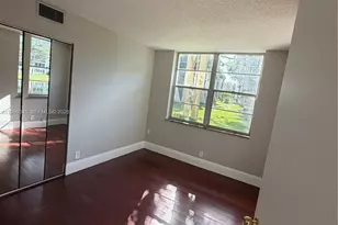 9235 Lagoon Pl, Davie, FL 33324 - Photo 24