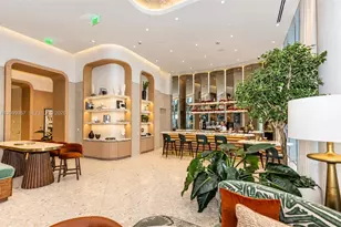 77 SE 5th St, Miami, FL 33131 - Photo 14