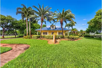 5651 SW 64th Ave, Davie, FL 33314 - Photo 2