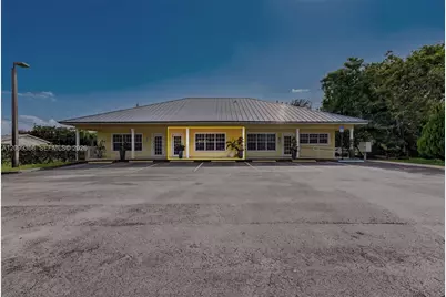 5651 SW 64th Ave, Davie, FL 33314 - Photo 4