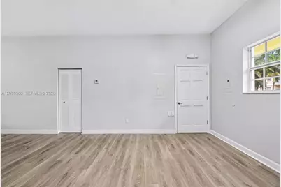 5651 SW 64th Ave, Davie, FL 33314 - Photo 12