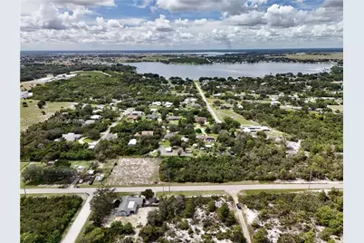 204 Hallmark Ave, Lake Placid, FL 33852 - Photo 12