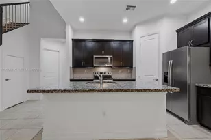 151 SW 127th Terrace, Plantation, FL 33325 - Photo 6