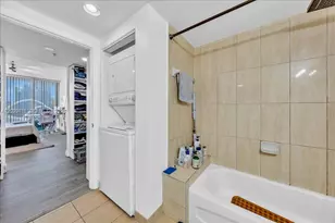 1750 N Bayshore Dr, Miami, FL 33132 - Photo 22