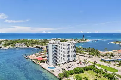 2639 N Riverside Dr #203, Pompano Beach, FL 33062 - Photo 8