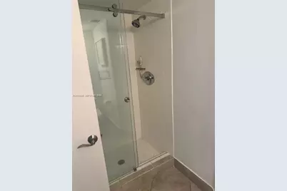 1621 Bay Rd #708, Miami Beach, FL 33139 - Photo 12