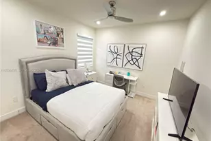 16001 NW 87th Ct, Miami Lakes, FL 33018 - Photo 36