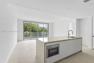 2200 Brickell Ave, Miami, FL 33129 - Photo 10