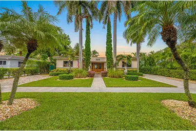 564 Palmetto Dr, Miami Springs, FL 33166 - Photo 2