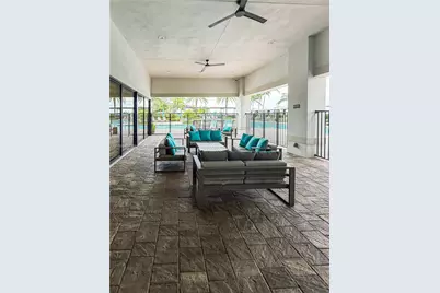 3418 W 108th St, Hialeah, FL 33018 - Photo 32