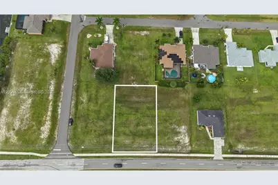 106 El Dorado Blvd S, Cape Coral, FL 33991 - Photo 1