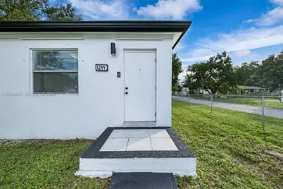 1244 NW 45th St, Miami, FL 33142 - Photo 2