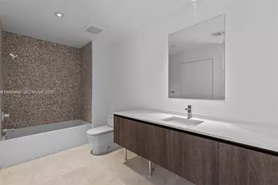 88 SW 7th St #904, Miami, FL 33130 - Photo 16