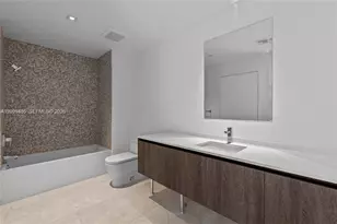 88 SW 7th St, Miami, FL 33130 - Photo 16