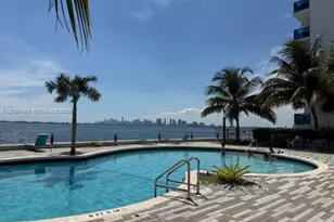 7501 E Treasure Dr, North Bay Village, FL 33141 - Photo 12