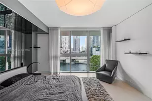 92 SW 3rd St, Miami, FL 33130 - Photo 16