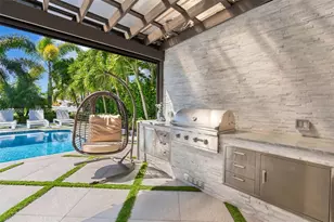 2336 NE 27th St, Lighthouse Point, FL 33064 - Photo 18