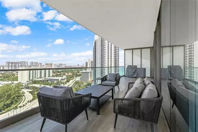 18975 Collins Ave #1605, Sunny Isles Beach, FL 33160 - Photo 6