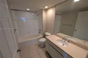2000 N Bayshore Dr, Miami, FL 33137 - Photo 16
