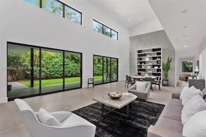 10 Samana Dr, Miami, FL 33133 - Photo 2