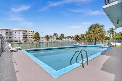 1165 Marseille Dr #3, Miami Beach, FL 33141 - Photo 18