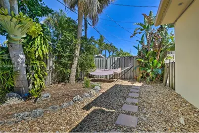 1909 NE 26th Dr #1909, Wilton Manors, FL 33306 - Photo 18