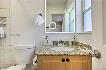 1909 NE 26th Dr #1909, Wilton Manors, FL 33306 - Photo 14