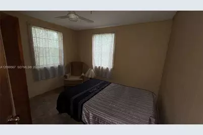 171 NE 9th St, Williston, FL 32696 - Photo 4