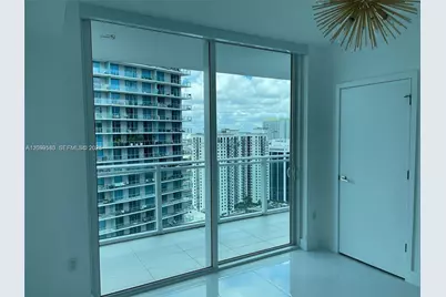 1080 Brickell Ave #3609, Miami, FL 33131 - Photo 8
