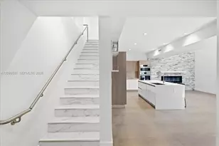 455 NE 39th St, Miami, FL 33137 - Photo 32