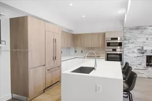 455 NE 39th St, Miami, FL 33137 - Photo 28