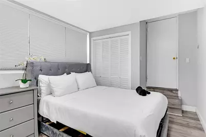 437 NE 107th St, Miami, FL 33161 - Photo 16