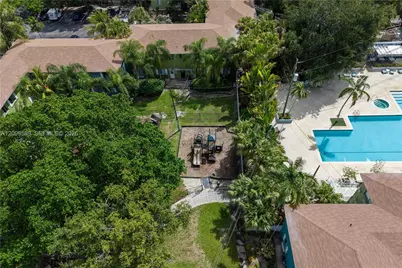 245 NE 53 St #4, Miami, FL 33137 - Photo 14