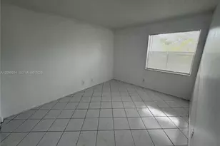 8370 Sands Point Blvd, Tamarac, FL 33321 - Photo 6