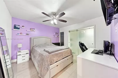 4041 W 8th Ave, Hialeah, FL 33012 - Photo 18
